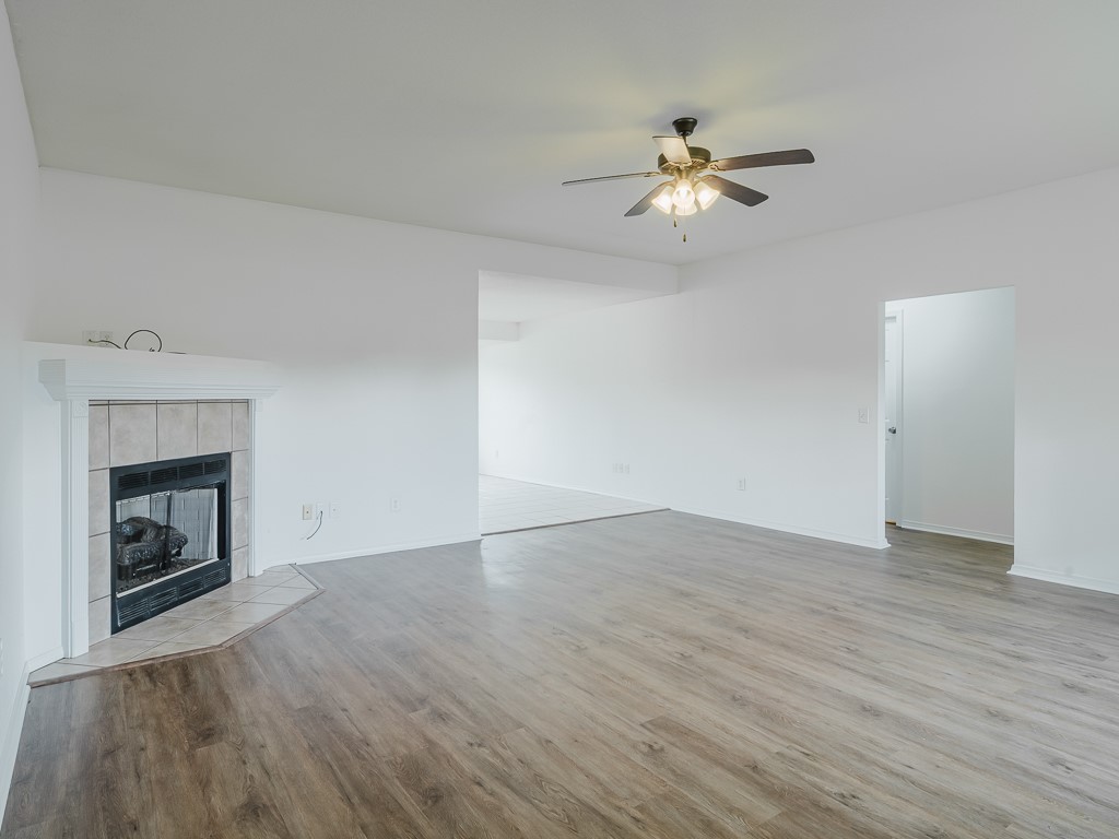 Walnut Valley Sub Bentonville - Residential Lease