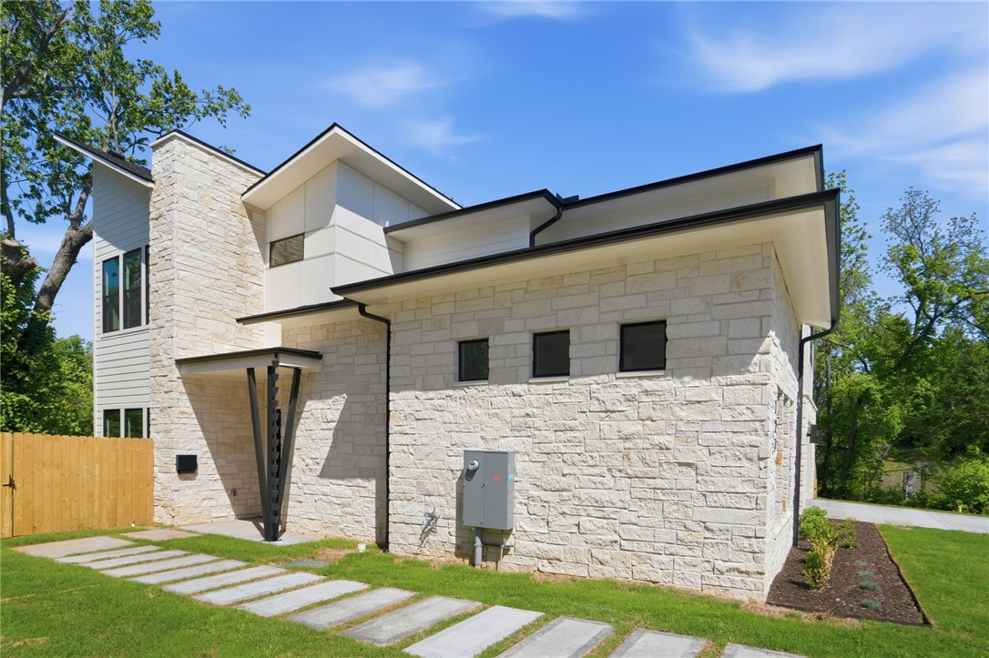 Lincoln & Rice Add. Bentonville - Residential