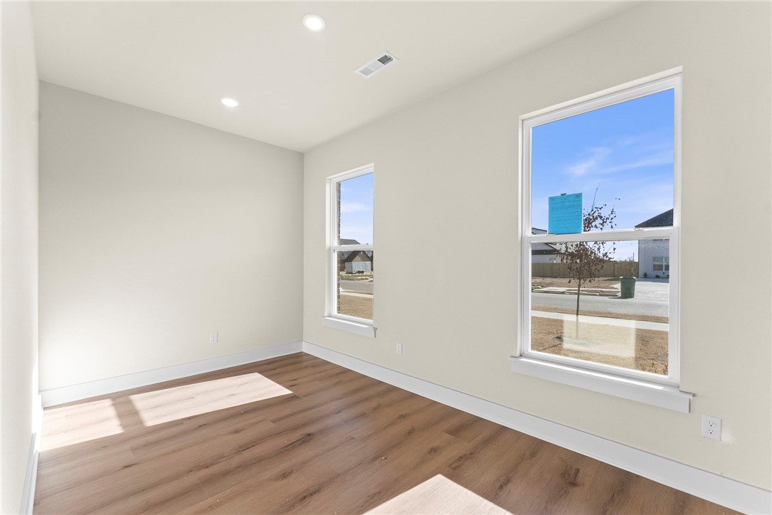 Paradise Park - Residential