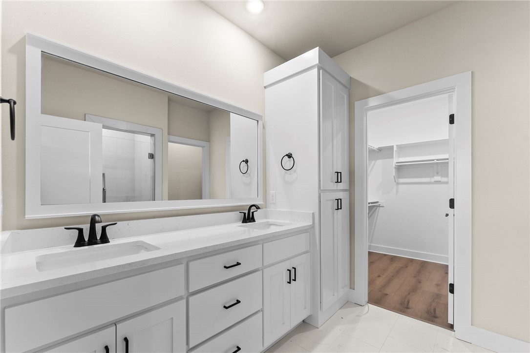 Paradise Park - Residential