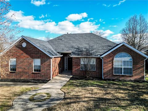 Photo of 1550 Plantation Avenue, Fayetteville, AR 72704 (MLS # 1333070)