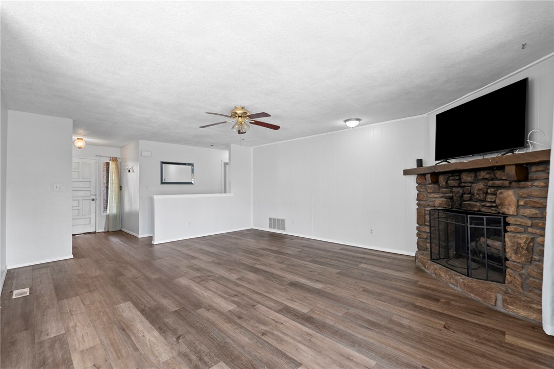 Hickory Hills Sub Siloam Spgs - Residential