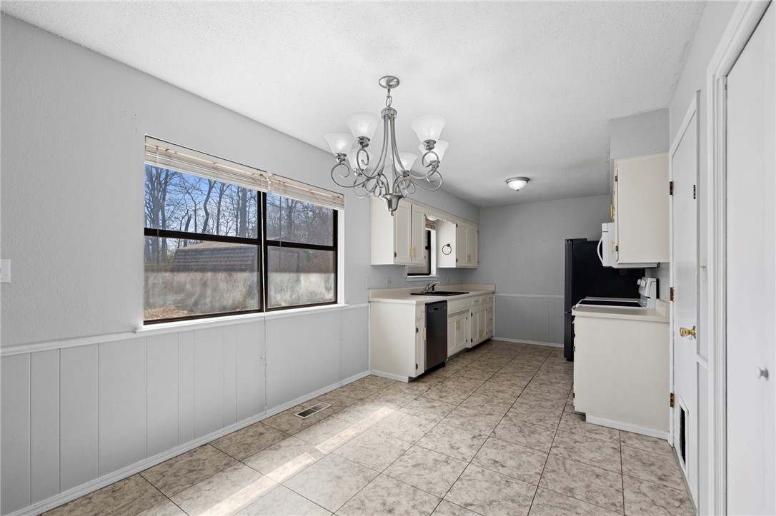 Hickory Hills Sub Siloam Spgs - Residential