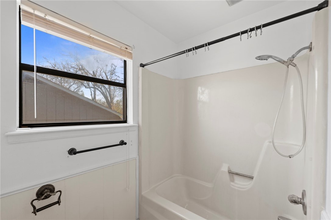 Hickory Hills Sub Siloam Spgs - Residential