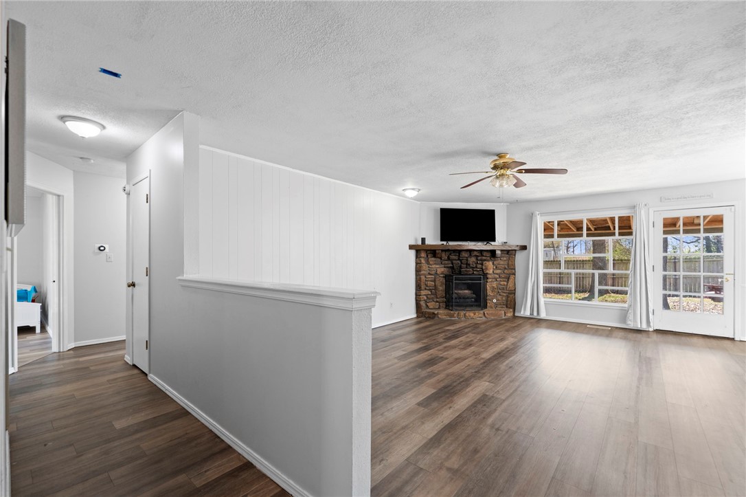 Hickory Hills Sub Siloam Spgs - Residential