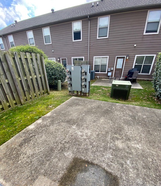 Brook Hollow Hpr - Residential Lease
