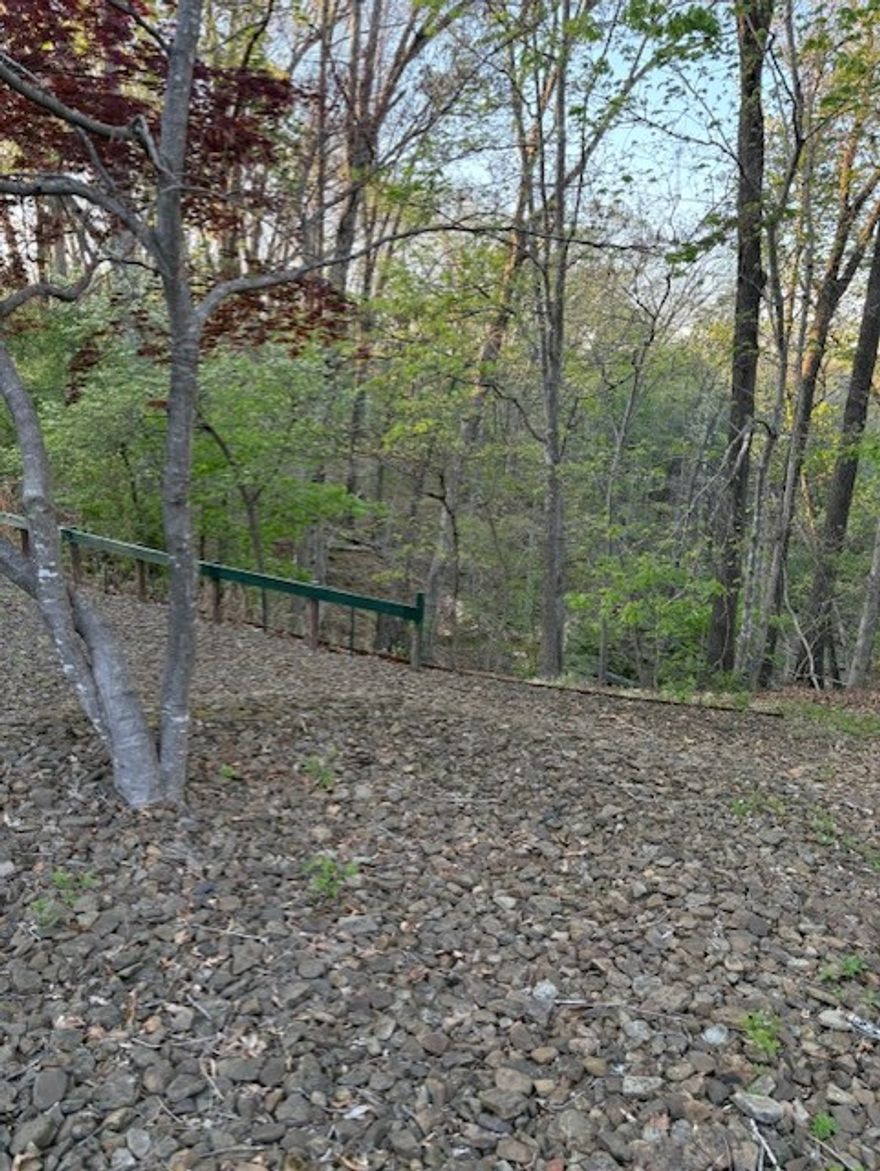 Fantastic opportunity to own a 2-bedroom 2-bathroom home in Bella Vista. Low yard maintenance, sunroom, whether you are looking for an investment property, first time buyer or downsizing, this is it. Schedule today.