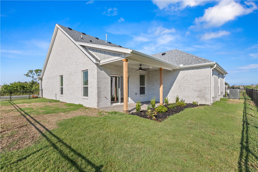 The Courtyards at Owl Creek - Residential