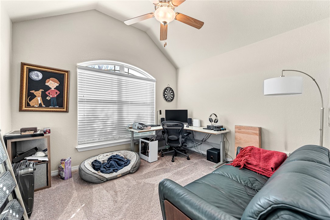 Chelsea Point II Rogers - Residential