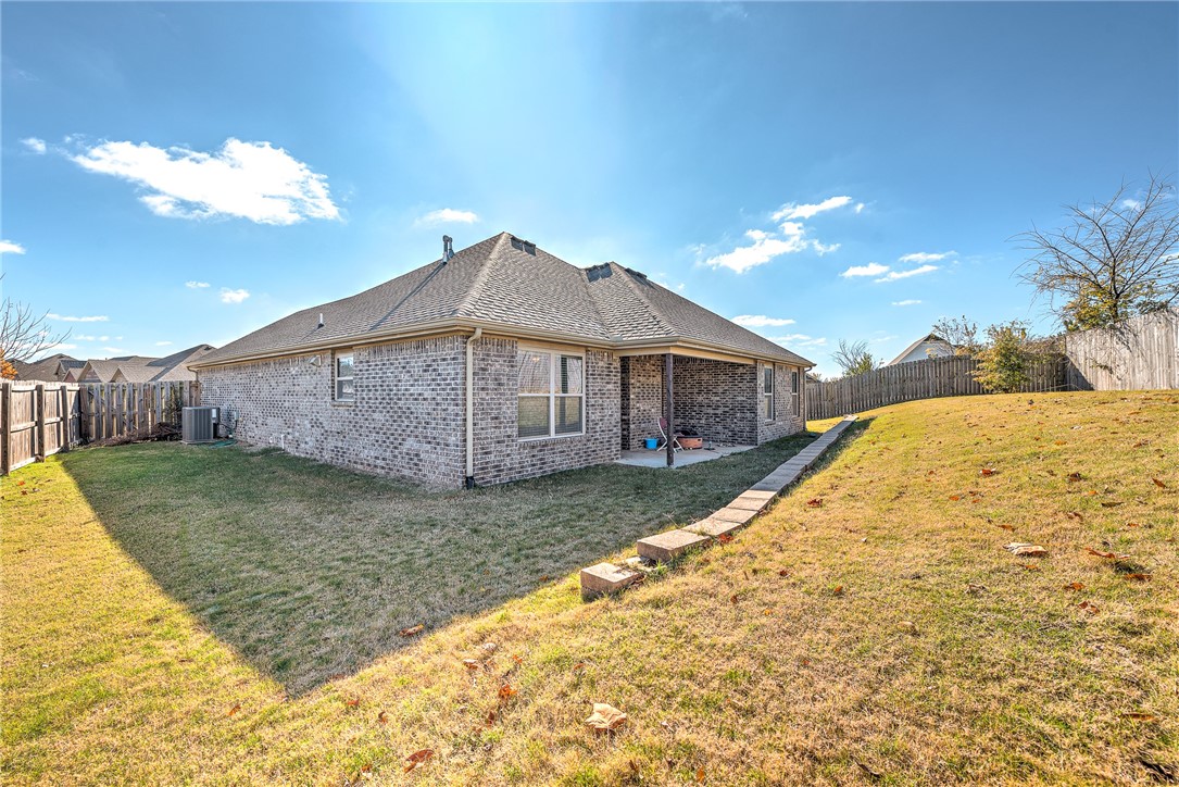 Chelsea Point II Rogers - Residential