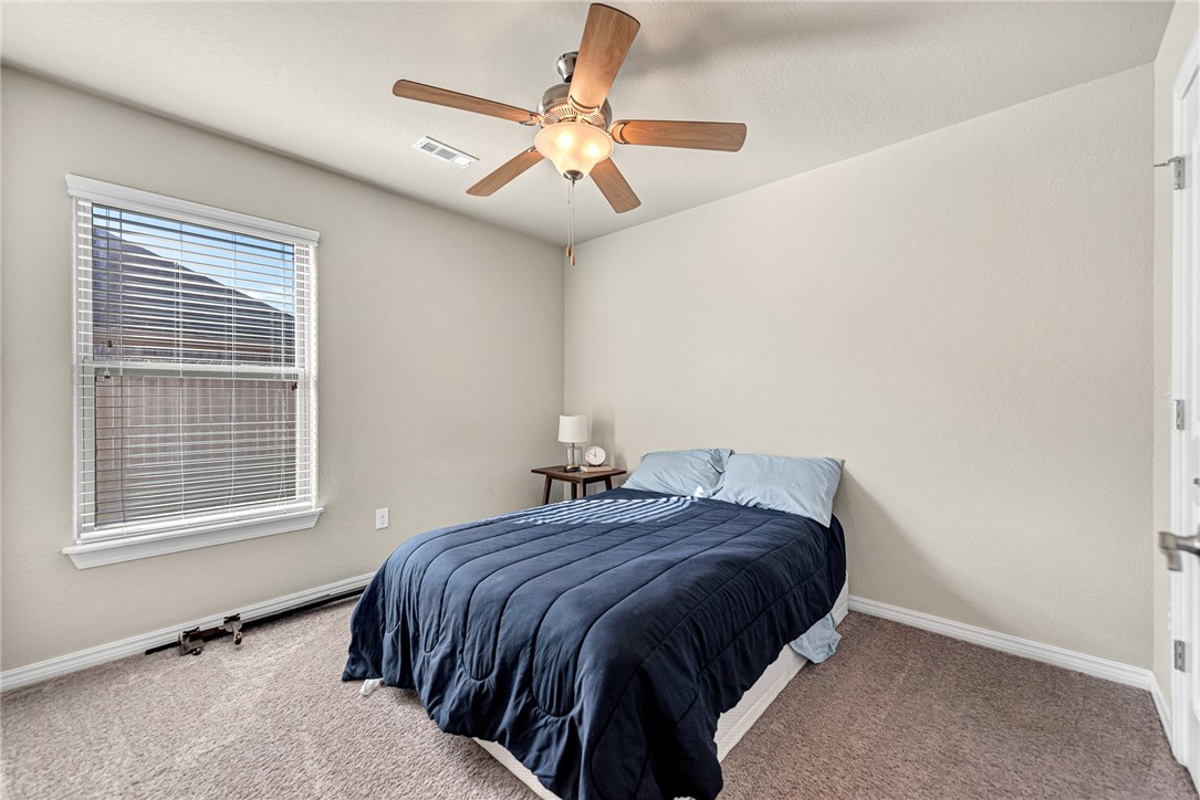 Chelsea Point II Rogers - Residential