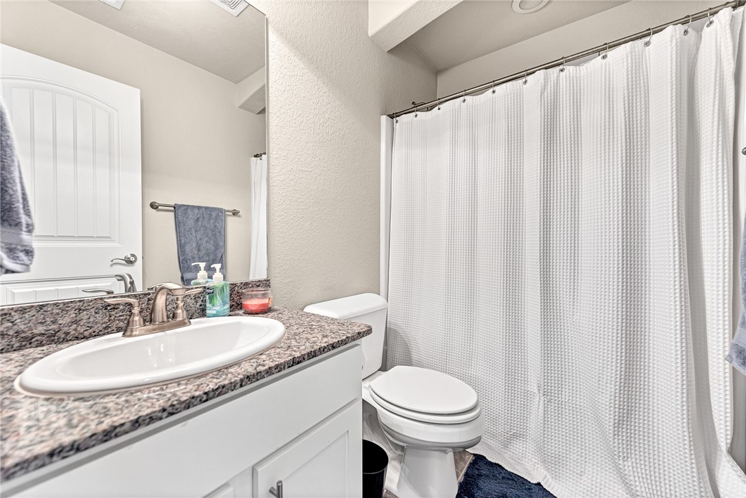 Chelsea Point II Rogers - Residential