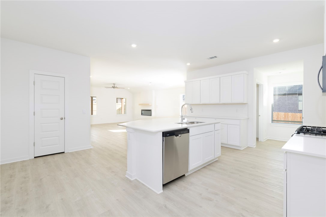 Hudson Heights S/D PH 1 - Residential Lease