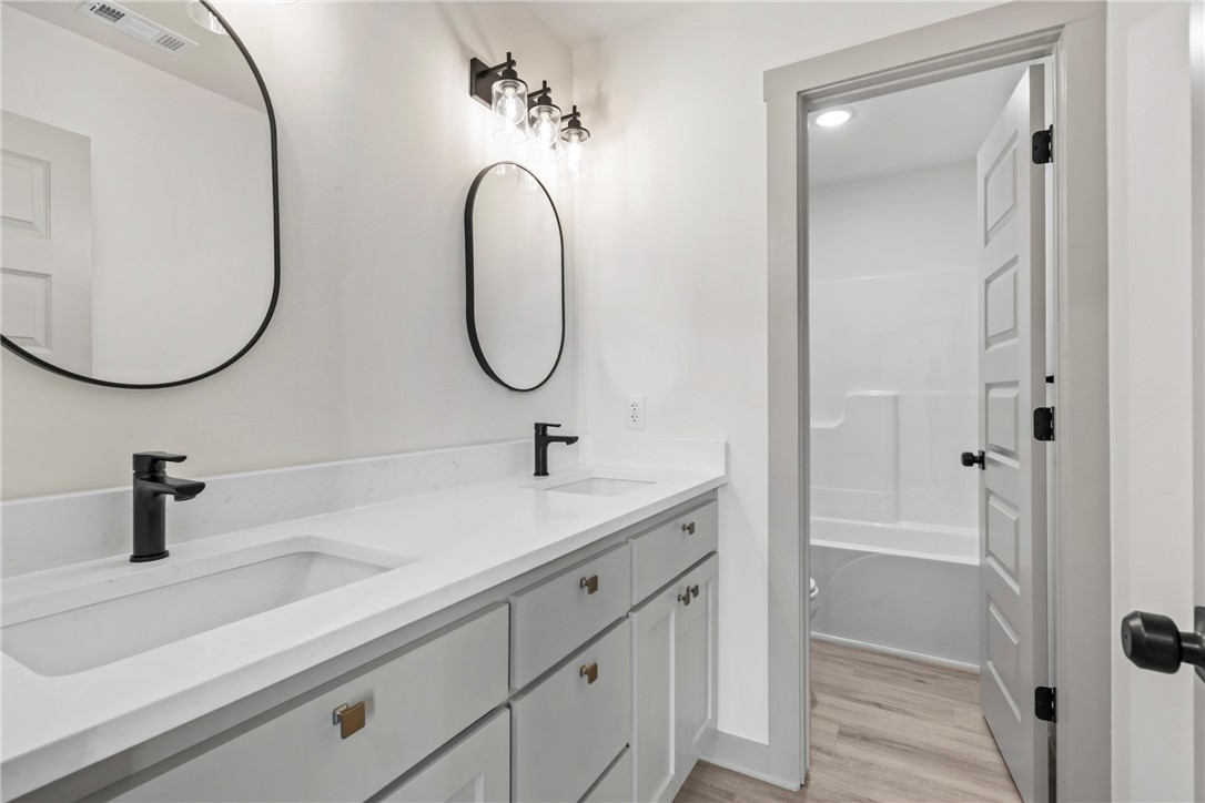 CROWDER AVENUE SUB PH 1 - Residential