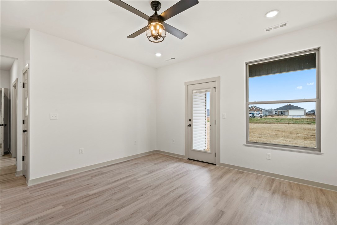 CROWDER AVENUE SUB PH 1 - Residential