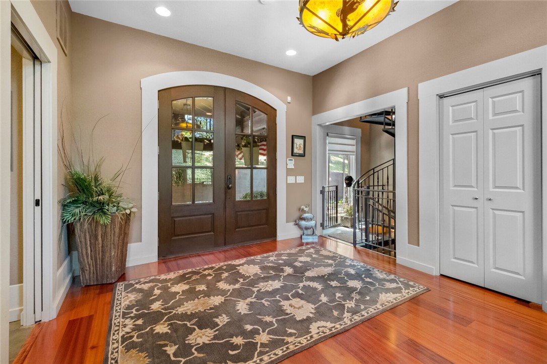 Sherwood Forest - Residential