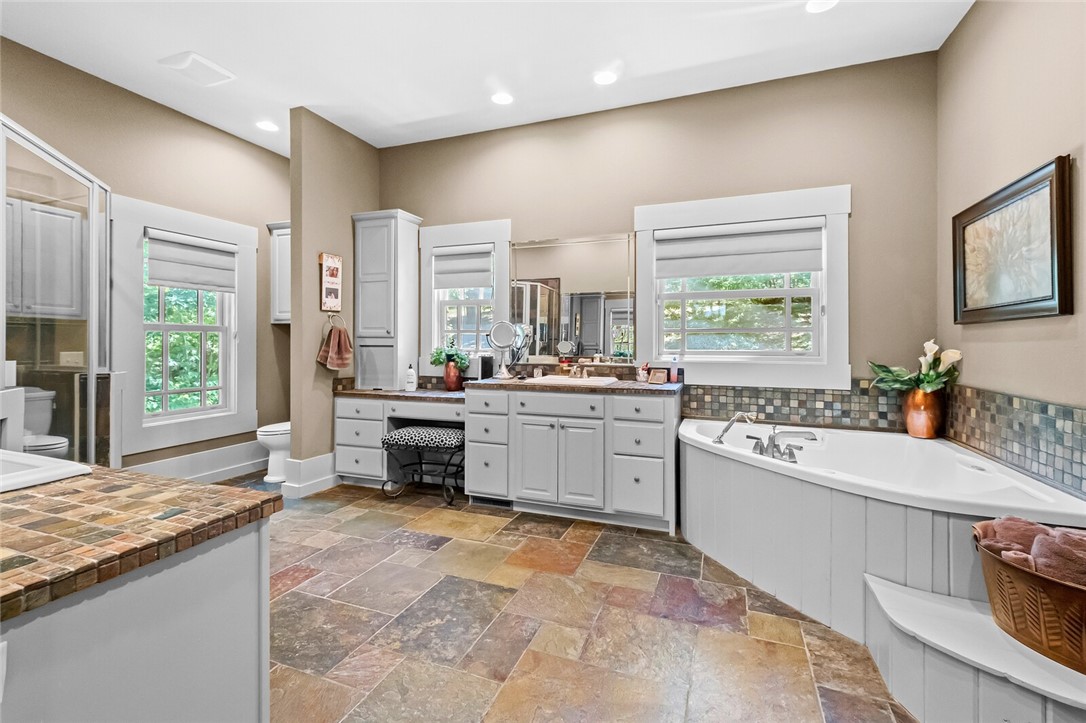 Sherwood Forest - Residential