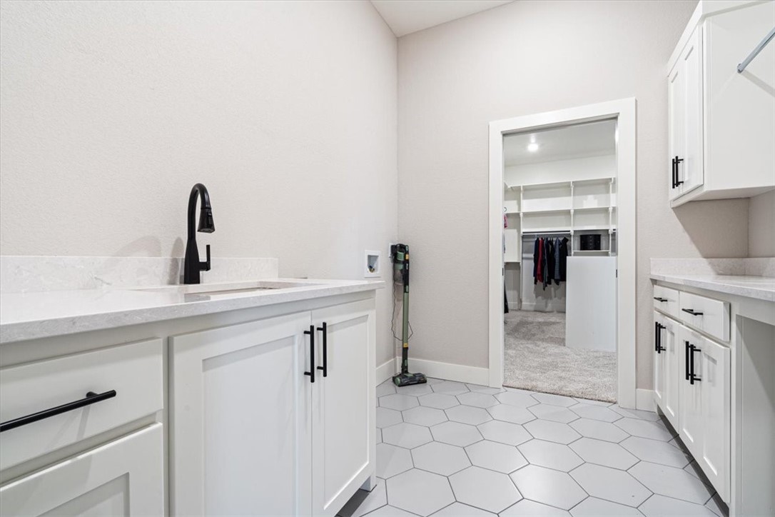 Elmdale Lake Estates - Residential