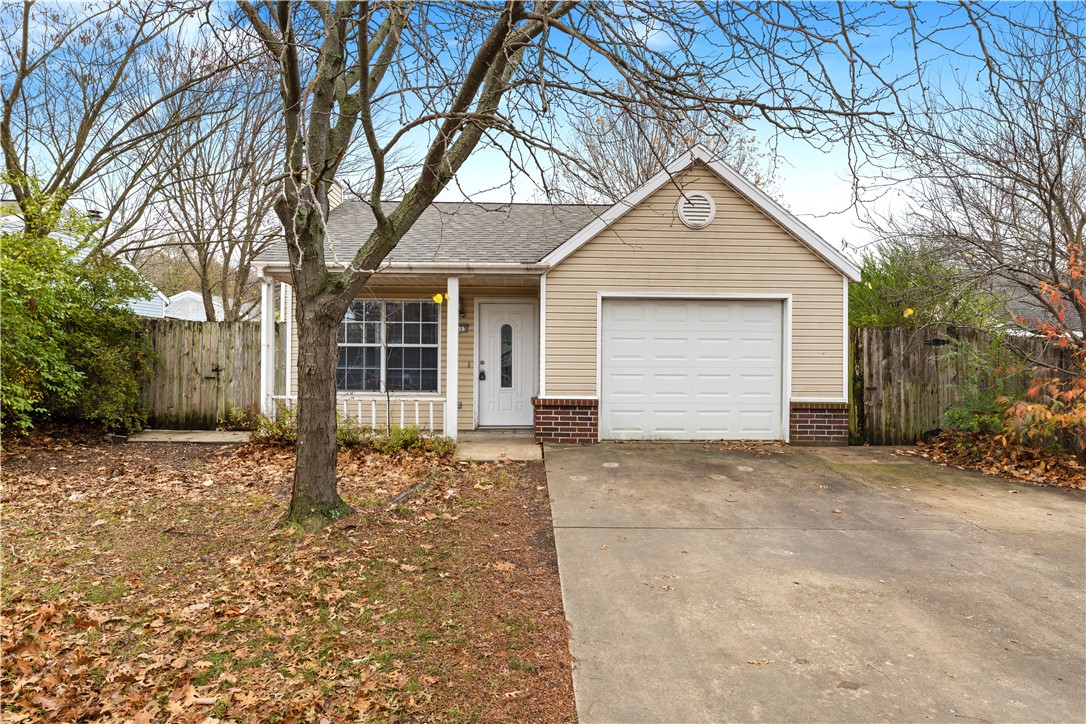 Cute 2 BR/2 BA home located in a cul-de-sac. Features open floor-plan, wood laminated flooring throughout - no carpet, kitchen with plenty of cabinet storage space and counter top, full bathroom in master with walk-in closet and privacy fenced backyard with wooden deck. Near walking trails, Rolling Hills, College Ave and its amenities. Small pet may be negotiable. Accepting applications through Zillow. Agent owned.