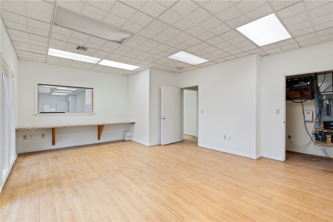 PHILLIPPY-QUORUM ADD-BENTONVILLE - Commercial Lease