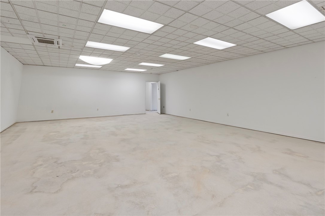 PHILLIPPY-QUORUM ADD-BENTONVILLE - Commercial Lease