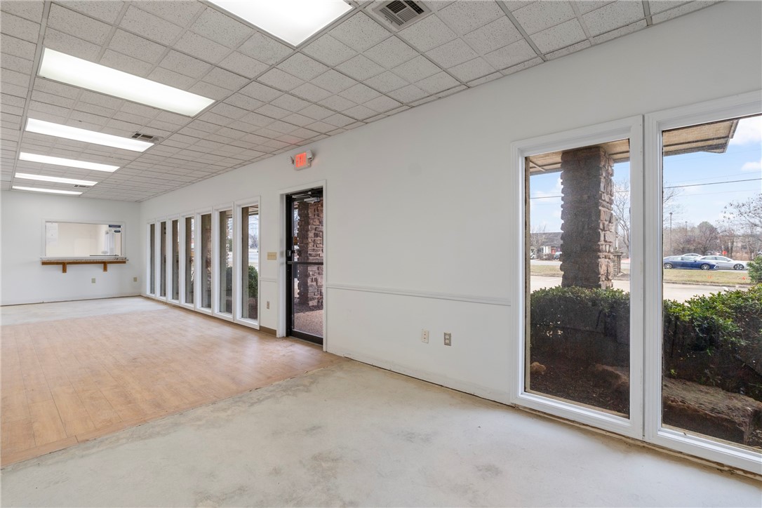 PHILLIPPY-QUORUM ADD-BENTONVILLE - Commercial Lease