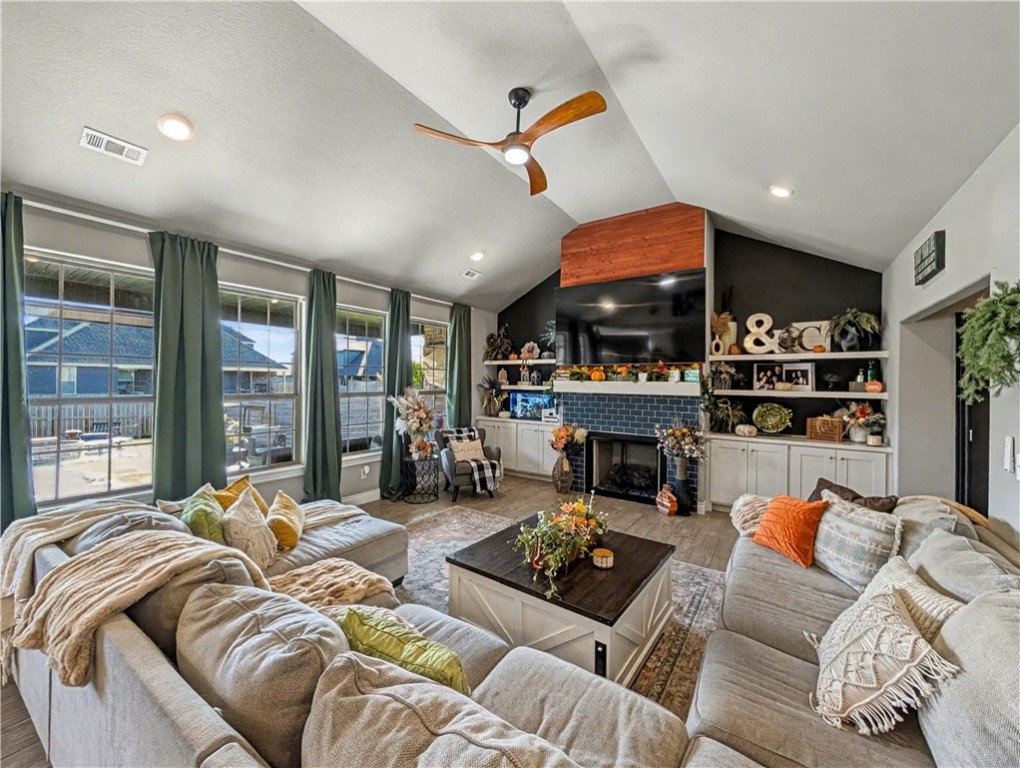 Ashmore Landing - Residential