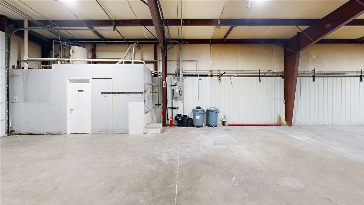 Sunset Indust Park Rep - Commercial Lease