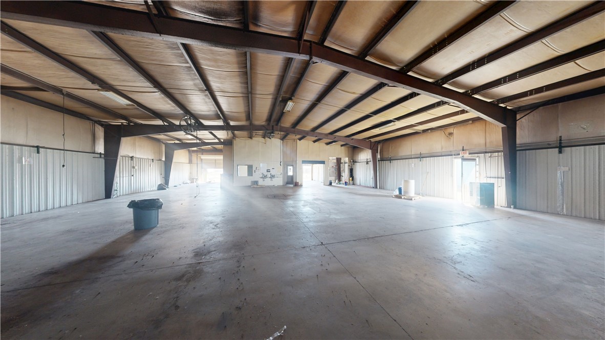 Sunset Indust Park Rep - Commercial Lease