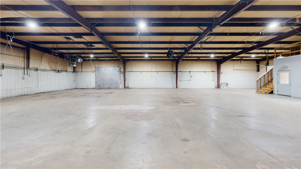 Sunset Indust Park Rep - Commercial Lease