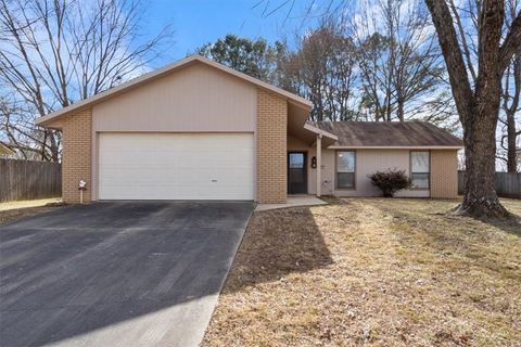Photo of 2847 Dove Drive, Fayetteville, AR 72704 (MLS # 1333214)