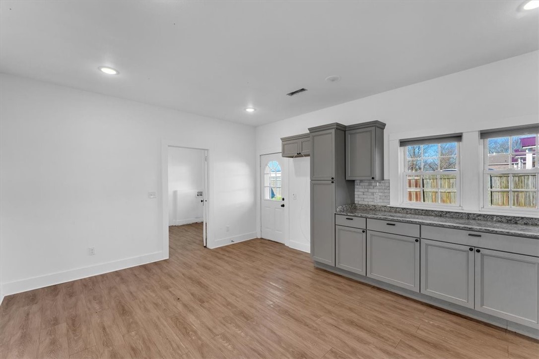 Lincoln Outlots - Residential