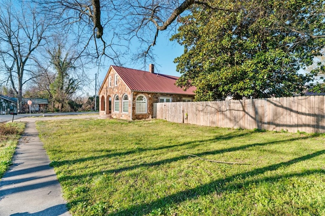 Lincoln Outlots - Residential