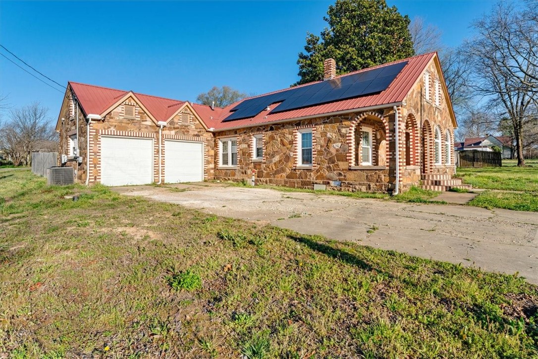 Lincoln Outlots - Residential