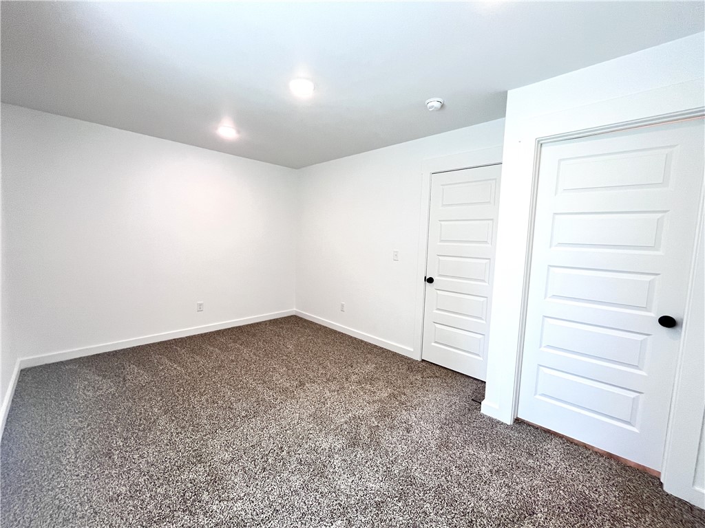 FEATHERSTON VILLAGE PH 2-CENTERTON - Residential Lease