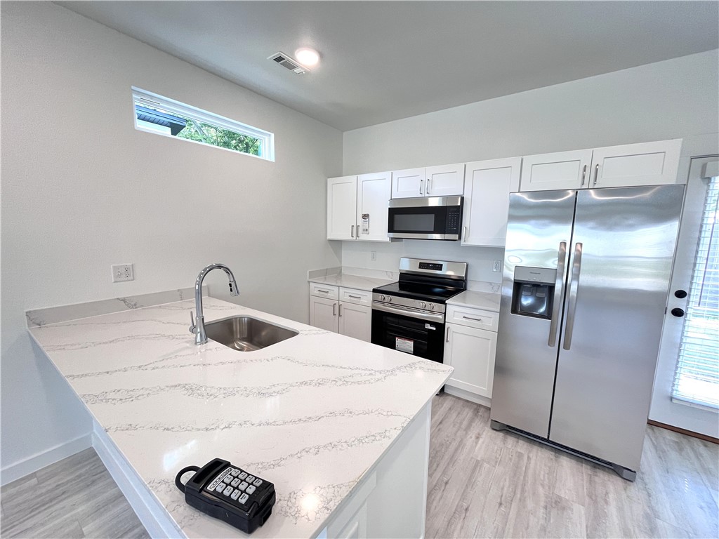 FEATHERSTON VILLAGE PH 2-CENTERTON - Residential Lease