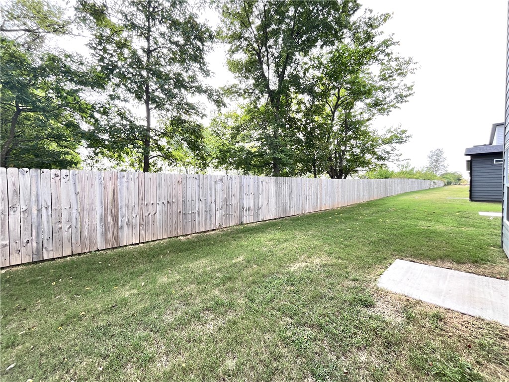 FEATHERSTON VILLAGE PH 2-CENTERTON - Residential Lease