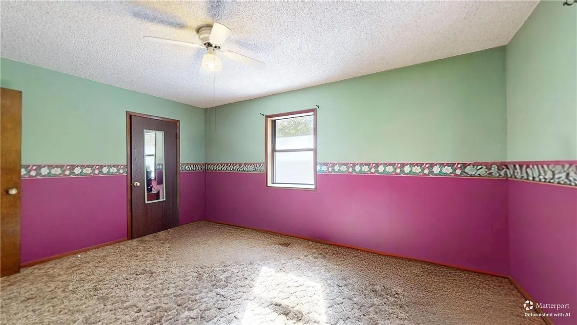 Fayetteville, Arkansas 72704, United States, 3 Bedrooms Bedrooms, ,2 BathroomsBathrooms,Residential,Active,242639