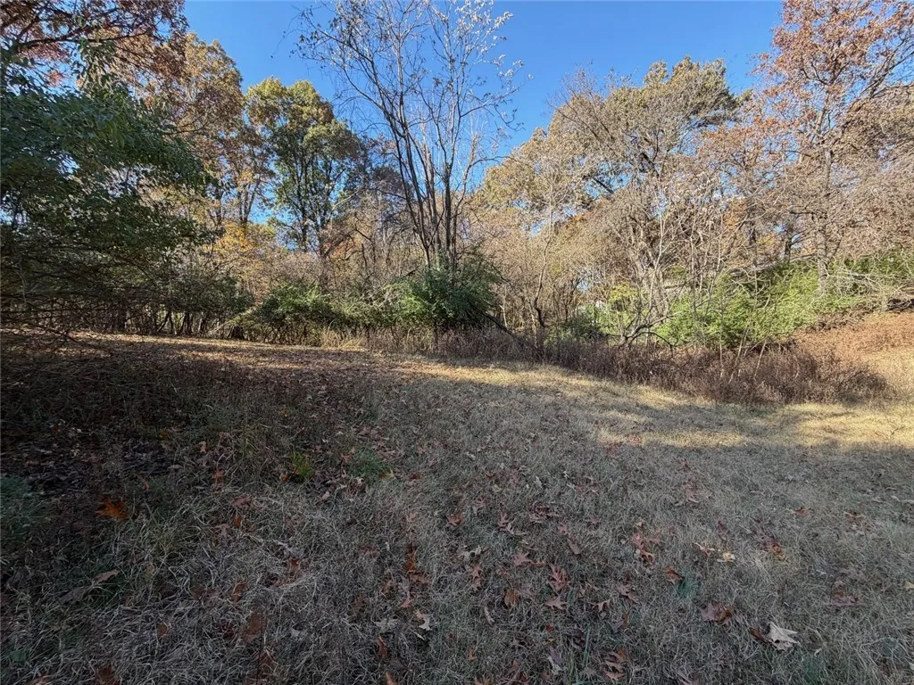 Fayetteville, Arkansas 72704, United States, 3 Bedrooms Bedrooms, ,2 BathroomsBathrooms,Residential,Active,242639