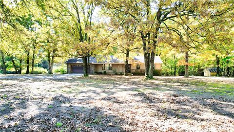 Photo of 5943 Wheeler Road, Fayetteville, AR 72704 (MLS # 1328194)