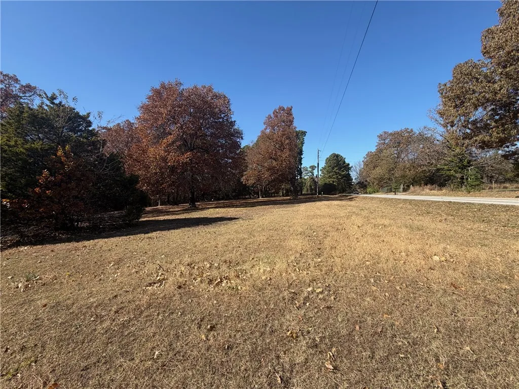 Fayetteville, Arkansas 72704, United States, 3 Bedrooms Bedrooms, ,2 BathroomsBathrooms,Residential,Active,242639