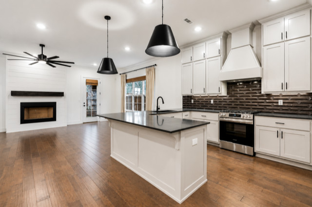 Aurora Sub Ph I Bentonville - Residential