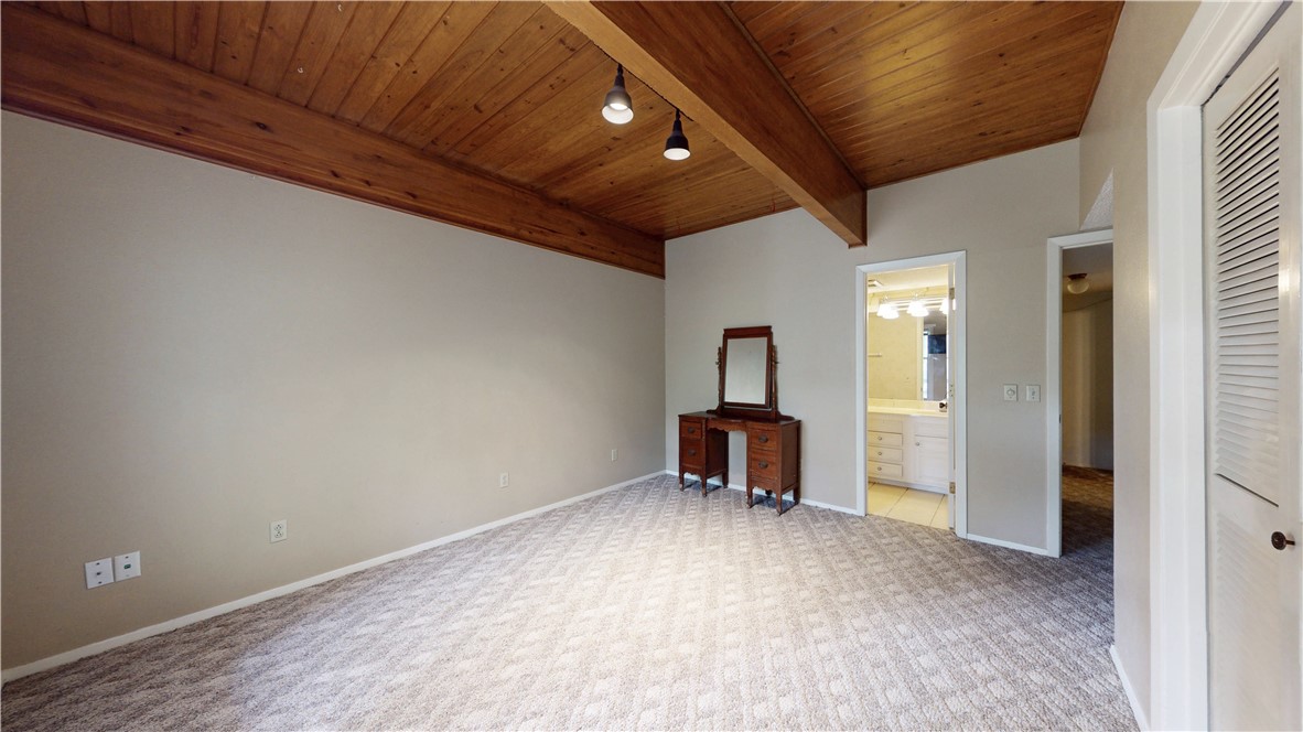 Drake Courts - Residential