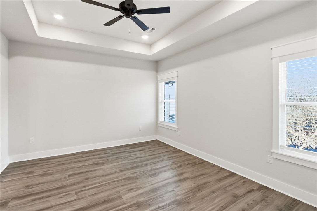 Legendary - Residential