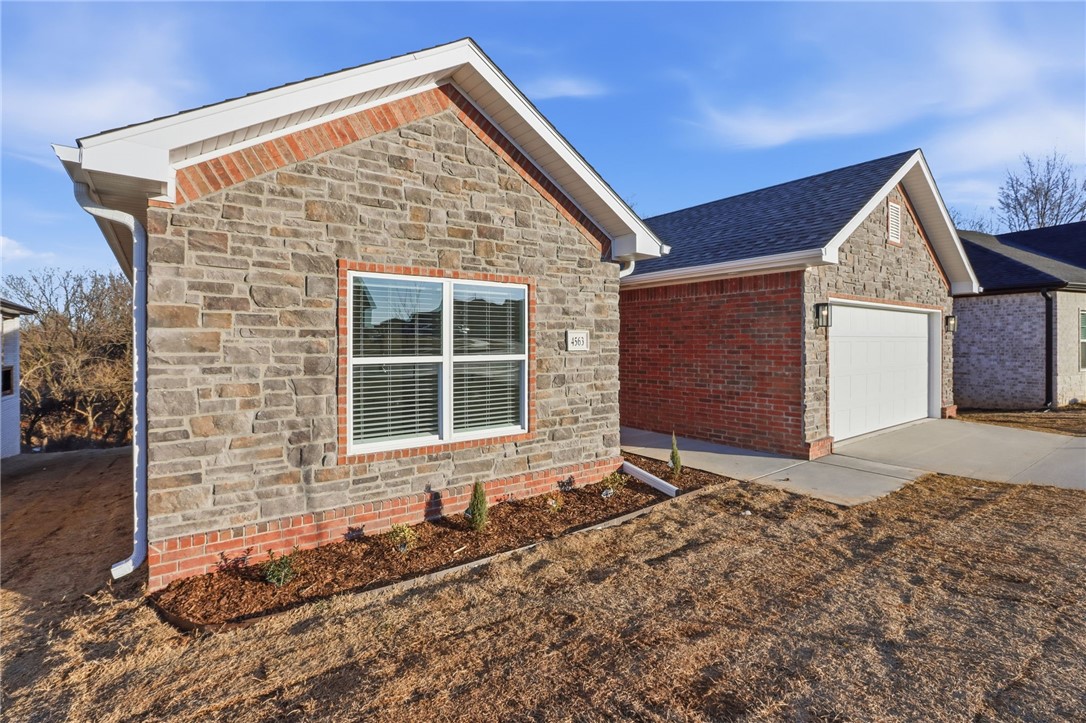 Legendary - Residential