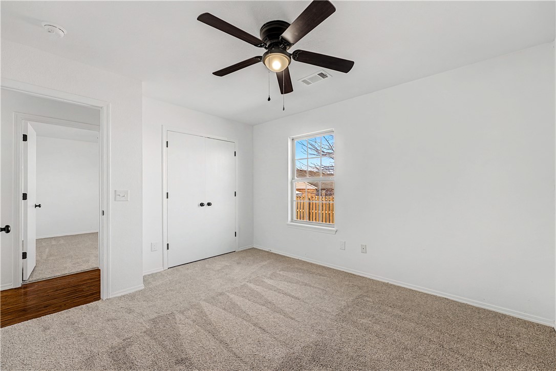 CARRIAGE SQUARE COURT HPR-BENTONVILLE - Residential