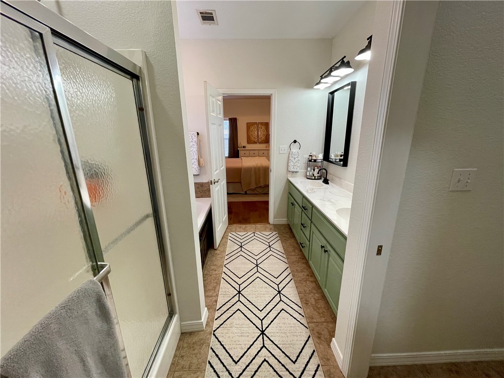 COVE LANDING PHASE IV - Residential