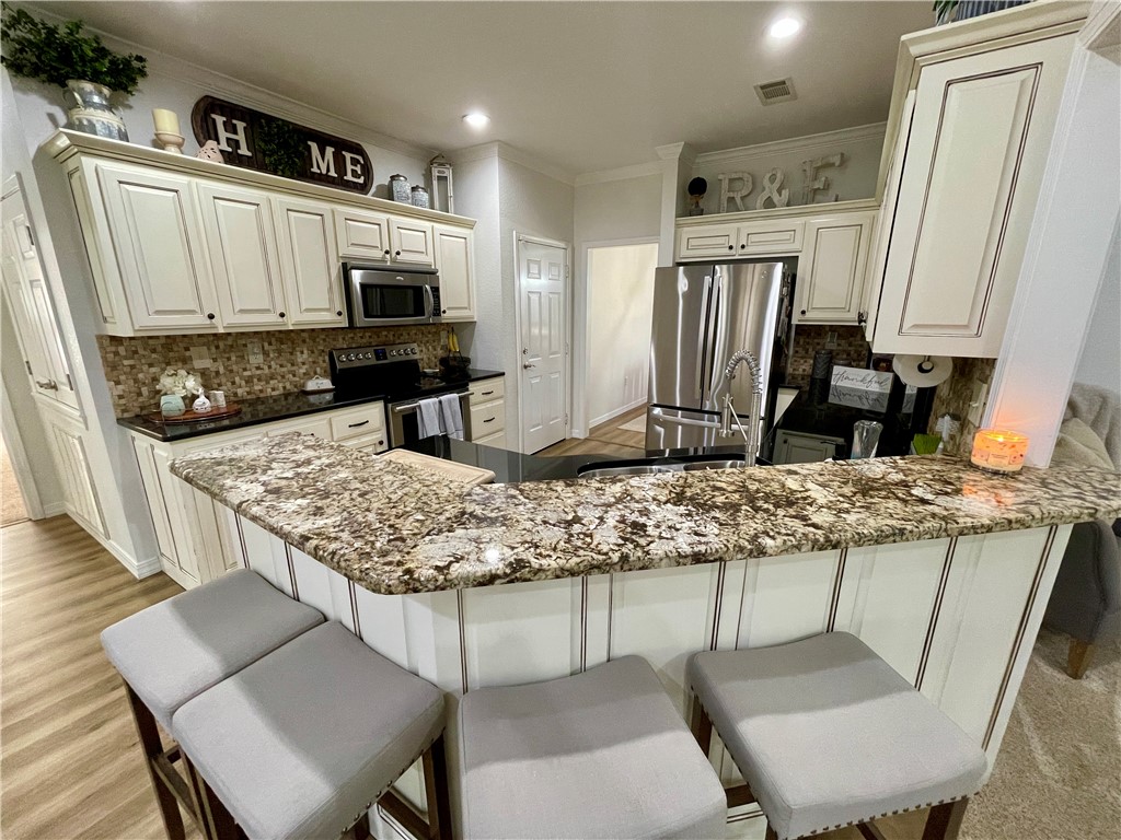 COVE LANDING PHASE IV - Residential