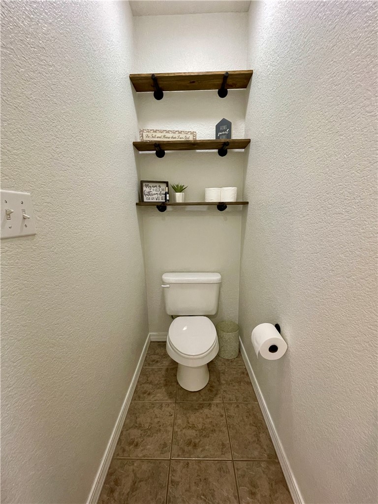 COVE LANDING PHASE IV - Residential