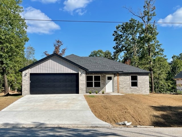 Beautiful Single Family Home in Bella Vista ready for its new occupant! With all the amenities you need like Quartz counter tops, custom cabinets, All appliances including washer and dryer, sodded and landscaped front yard and more.